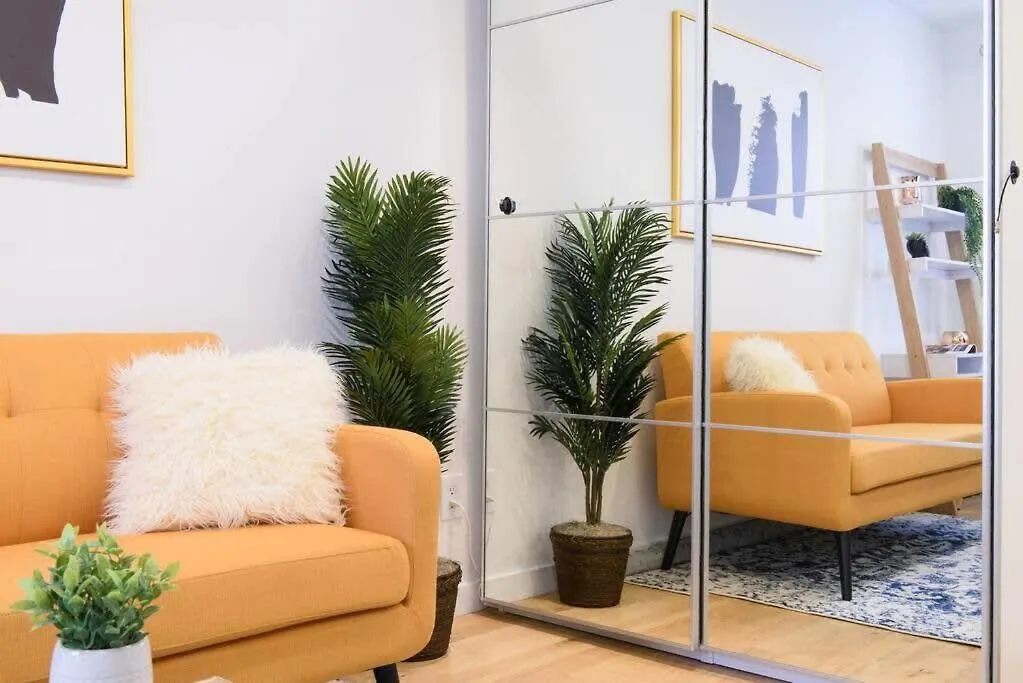 69-3D Holiday Charm Prime Lower East Side Brand New 1Br New York 0*,